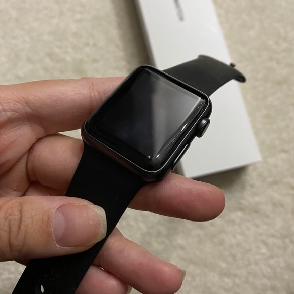 Apple Watch - series 1, 38mm - Picture 2 of 4